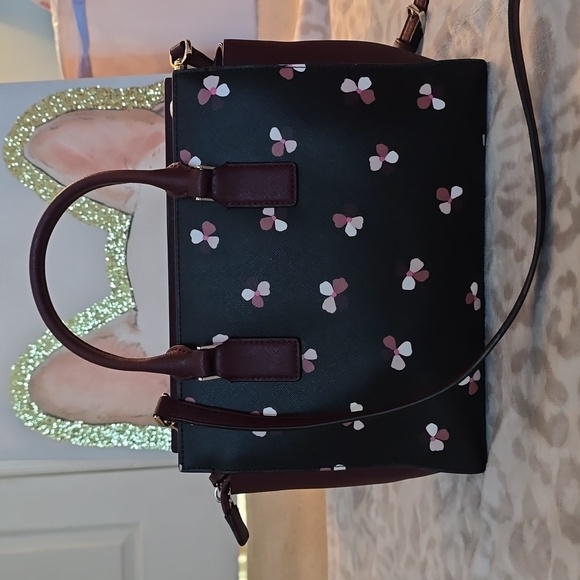 KATE SPADE BAG and WRISTLET - Picture 3 of 14